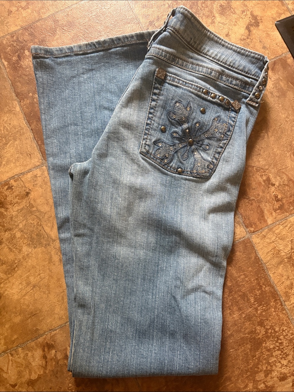Light Blue Flare Jeans with Embroidered Stud Back Pocket 7x34